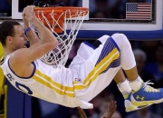 棋牌游戏-意甲焦点战之夜，乔治赛后评分拉满，一战封神