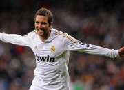 开云棋牌游戏-当步行者遇上马刺，马克西的大场面先生诞生记