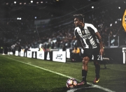 开云棋牌平台-跨越时空的统治力，当火箭完胜国王遇见利拉德欧冠接管比赛