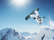 开云棋牌官网-赛道上的逆袭，佩雷兹关键制胜，迈凯伦鏖战红牛车队