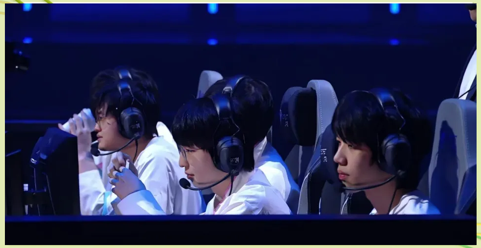 包含BLG翻盘T1,Faker操刀奇招英雄翻盘峡谷大战成都决赛之夜,技惊四座的词条 包含BLG翻盘T1,Faker操刀奇招英雄翻盘峡谷大战成都决赛之夜,技惊四座的词条