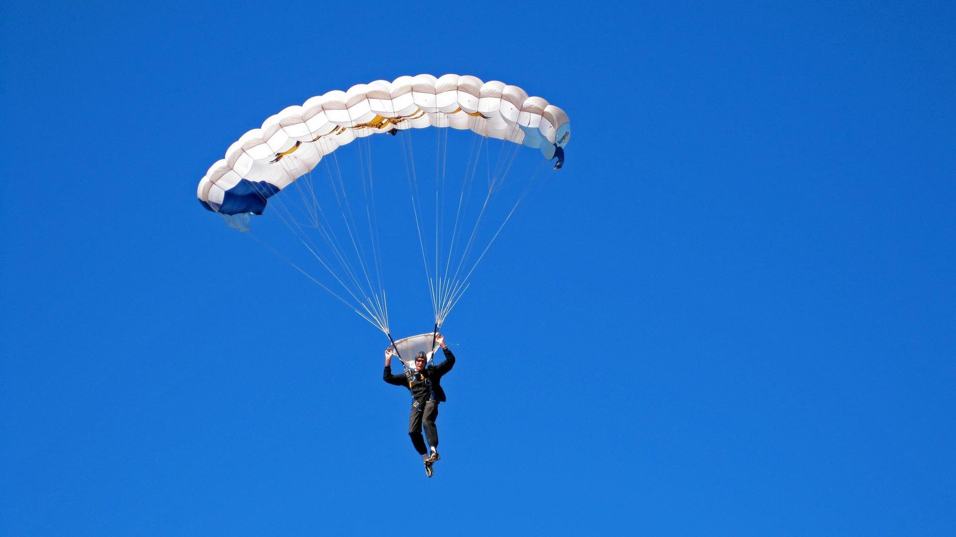 金字塔的怒吼，奥亚尔萨瓦尔完美发挥，埃及火力压制德国战车