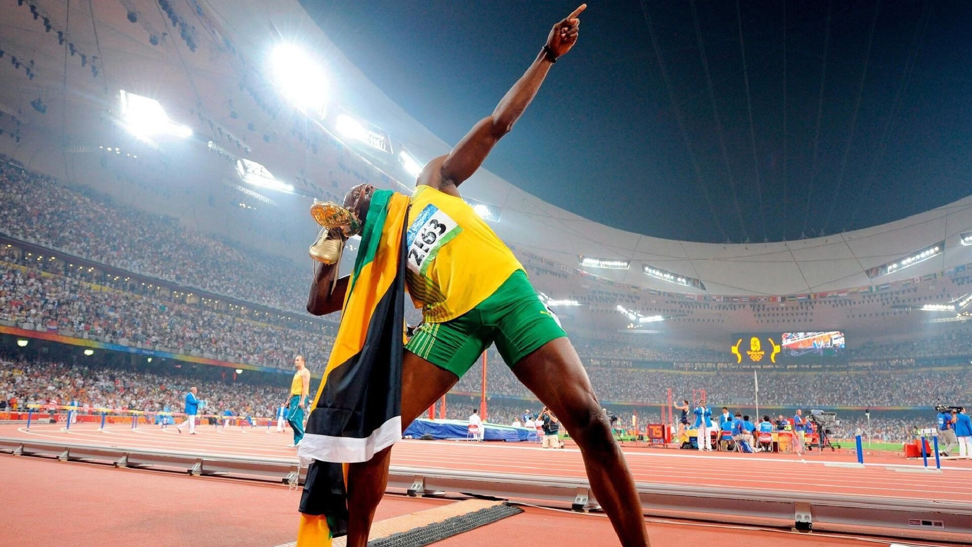 当希腊节奏遇上美洲心脏，一场关于掌控与永恒的足球哲学